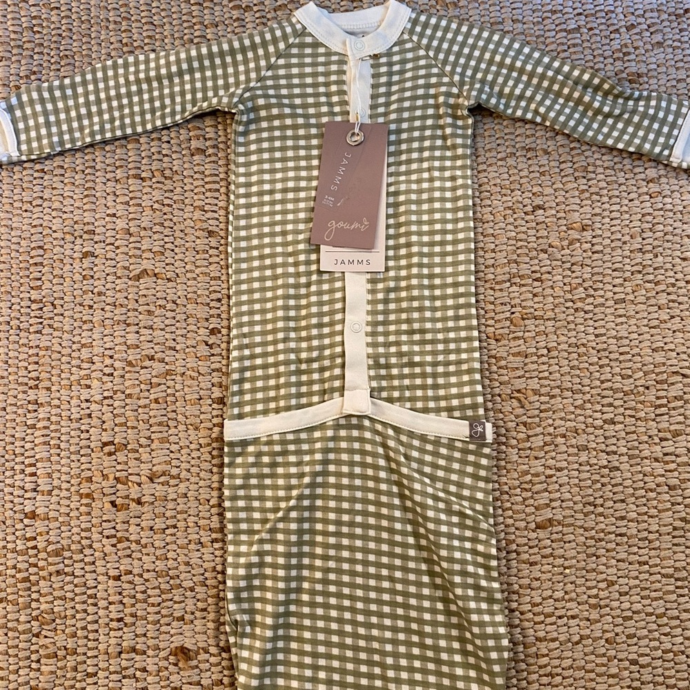 NWT Goumi Green Gingham Organic Cotton and Bamboo Gown